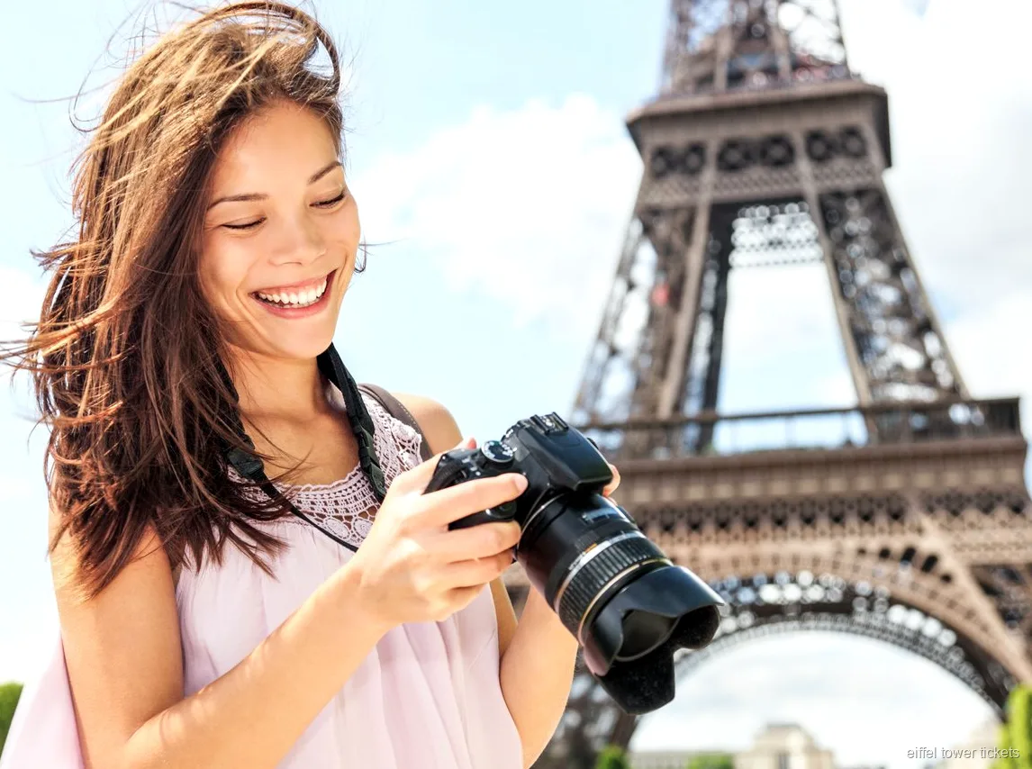 Visita guidata alla Torre Eiffel con accesso al secondo piano e alla cima