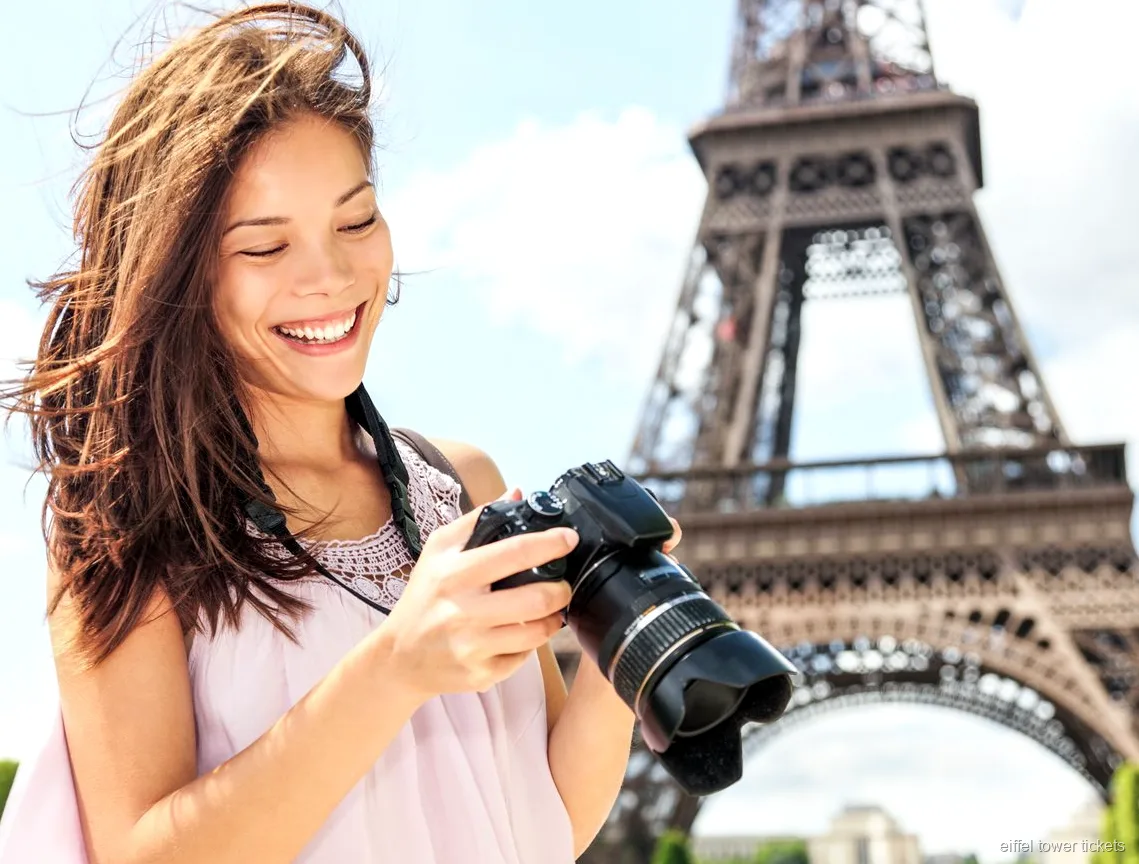 Visite guidée de la tour Eiffel avec accès au deuxième étage et au sommet