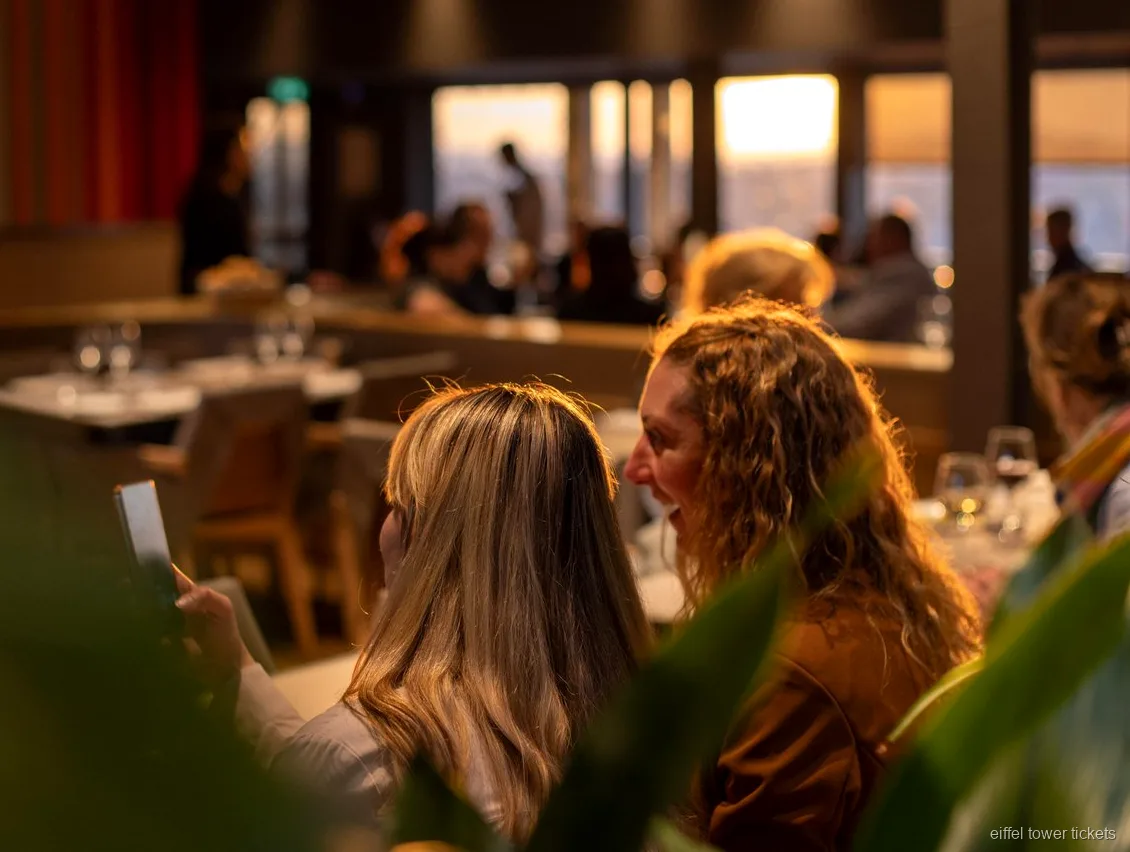 Gerecht geserveerd bij Madame Brasserie op de eerste verdieping van de Eiffeltoren