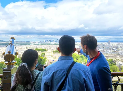 Panorámica de París desde el segundo piso de la Torre Eiffel